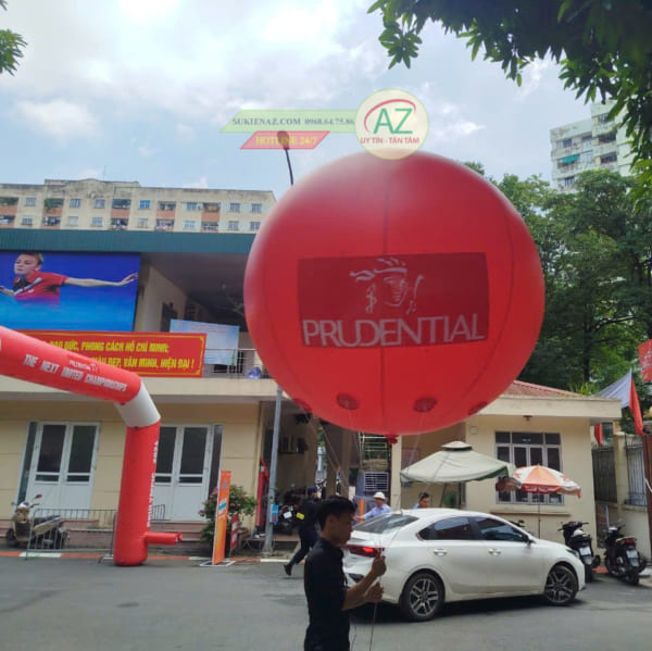 cho thuê khí cầu màu đỏ